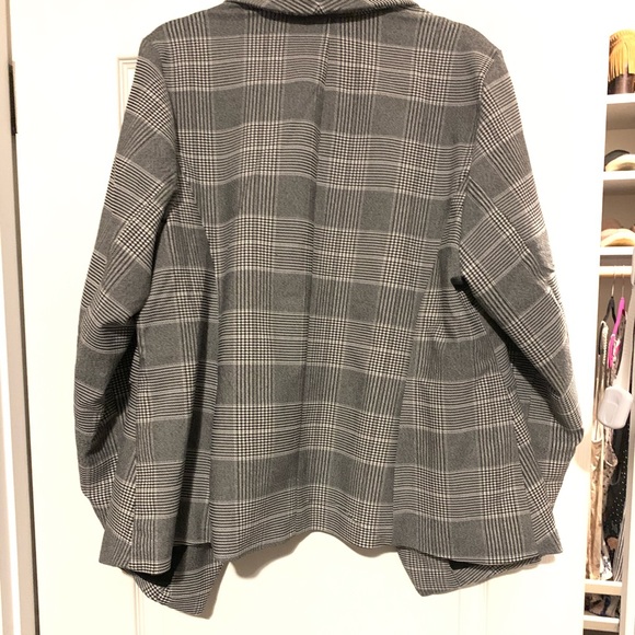 NWT PLAID OPEN FRONT BLAZER - Picture 4 of 6